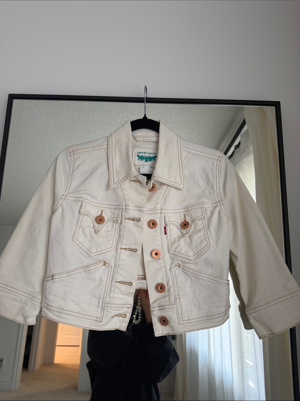 Levi's Cream Cropped Denim Jacket
